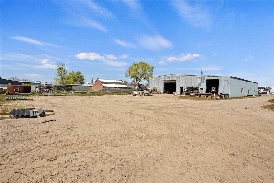 More Photos Of 5175 W 4000 S, Hooper Warehouse For Sale