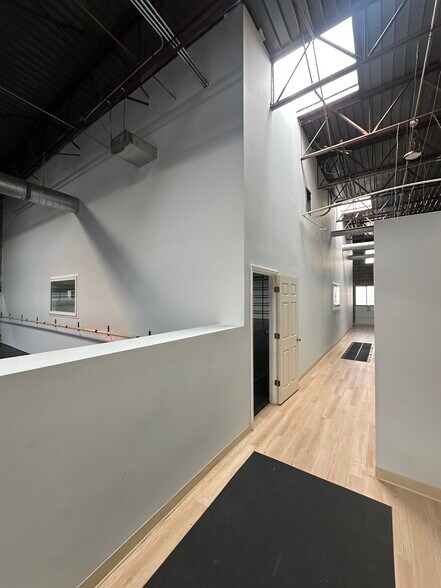 More Photos Of 2151 Larimer St, Denver Storefront For Lease