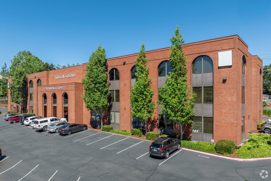 More Photos Of 9500 SW Barbur Blvd, Portland Unknown For Lease