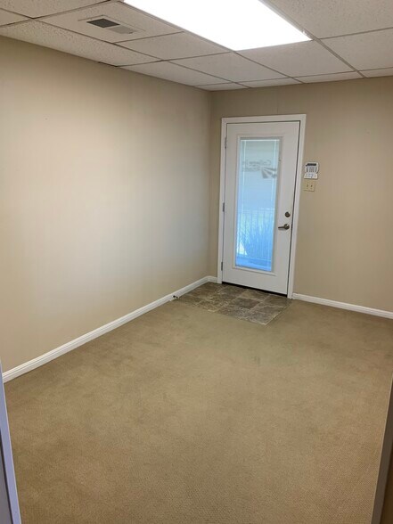 More Photos Of 13740 Research Blvd, Austin Office For Lease