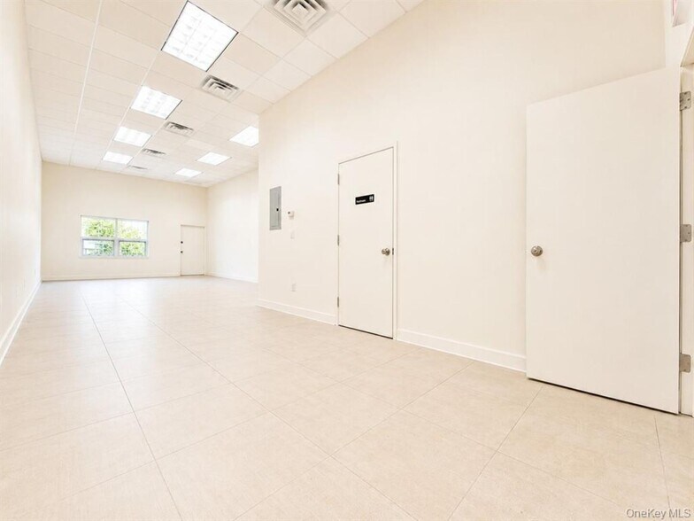 More Photos Of 61-12 220th St, Oakland Gardens Storefront Retail Office For Lease