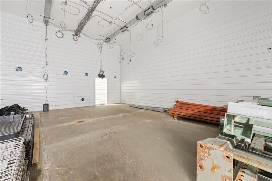 More Photos Of 2145 Richardson Hwy, North Pole Industrial For Sale