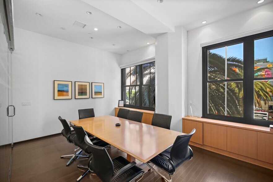 More Photos Of 1645 Vine St, Hollywood Loft Creative Space For Lease