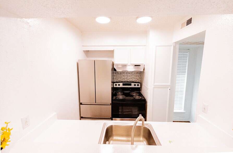 More Photos Of 2850 Clydedale Dr, Dallas Apartments For Sale