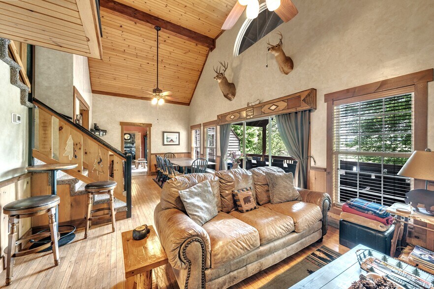 More Photos Of 2003 Bend of the Riv, Hiawassee Lodge Meeting Hall For Sale