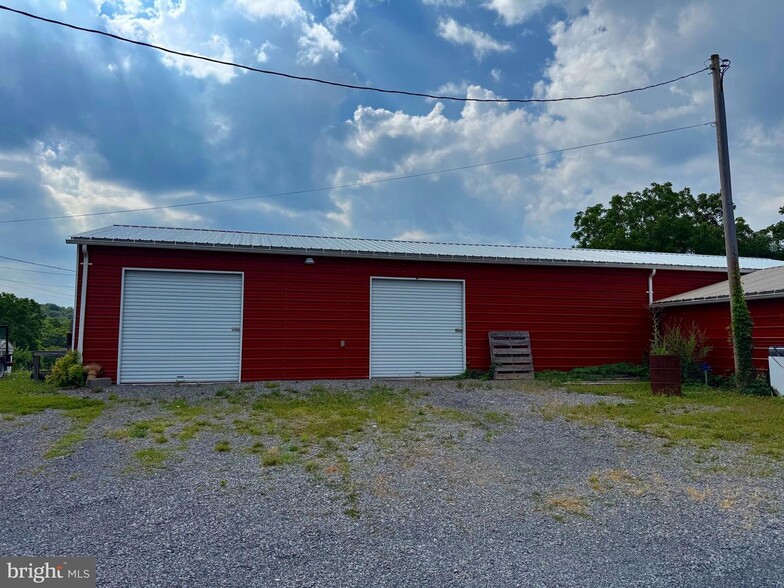 More Photos Of 8244 Cumberland rd, Springfield Freestanding For Sale