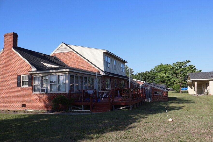 More Photos Of 1107 Erwin Rd, Dunn Healthcare For Sale