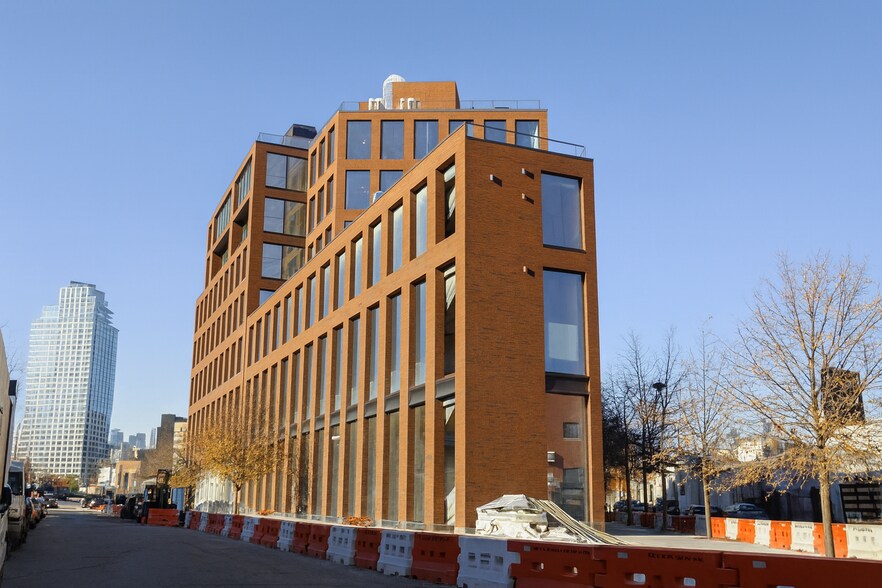 More Photos Of 1 Wythe Ave, Brooklyn Office For Lease