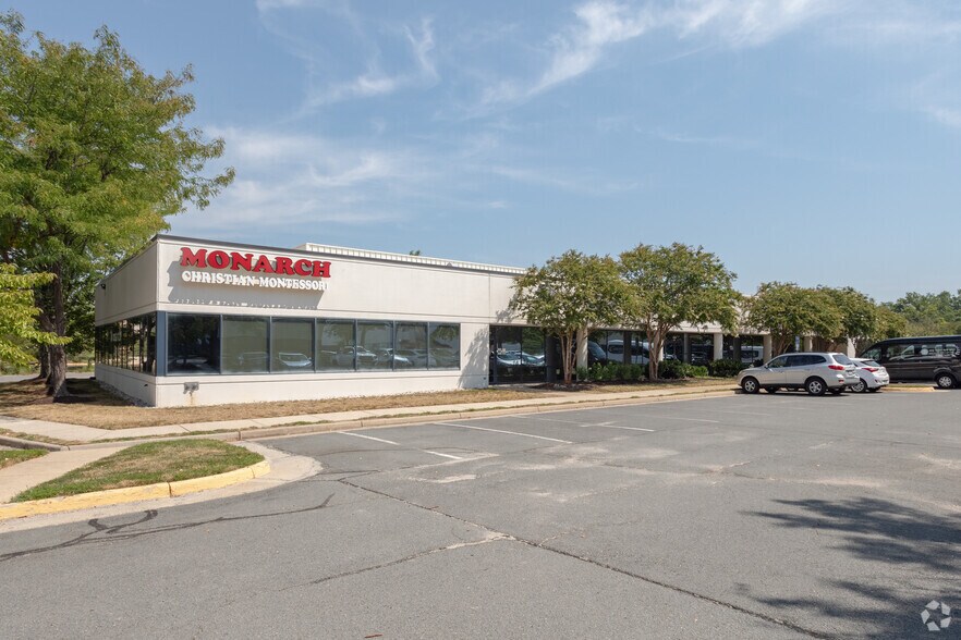 Primary Photo Of 15120 Enterprise Ct, Chantilly Office For Lease