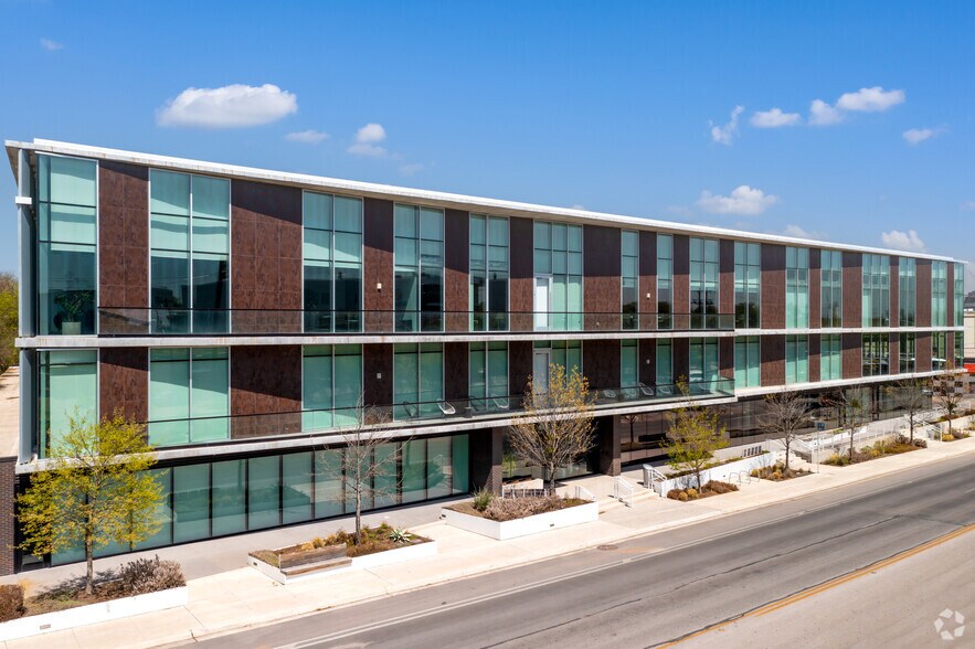 Primary Photo Of 2010 S Lamar Blvd, Austin Office For Lease