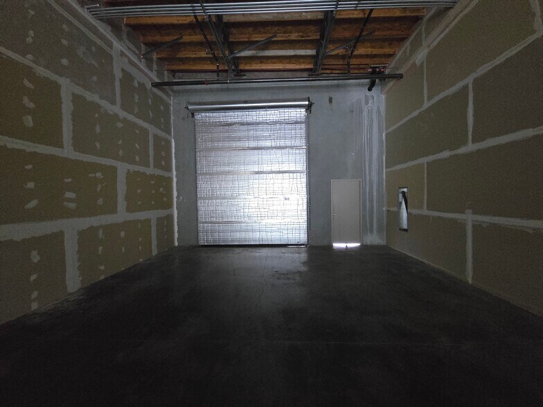 More Photos Of 7500 Arroyo Cir, Gilroy Light Distribution For Sale