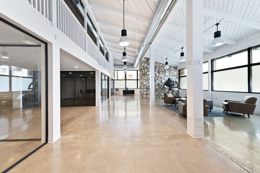 More Photos Of 845 Lincoln Blvd, Venice Office For Lease