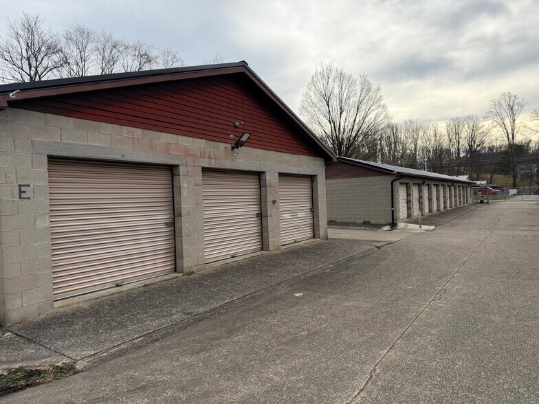 More Photos Of 148 Hamon Dr, Scott Depot Self Storage For Sale