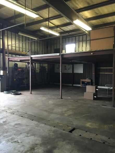 More Photos Of 1280 Sans Souci Pky, Wilkes-Barre Auto Dealership For Sale