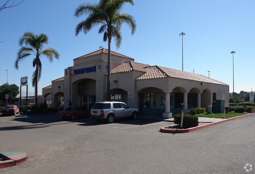 Primary Photo Of 2494 Roll Dr, San Diego Bank For Sale