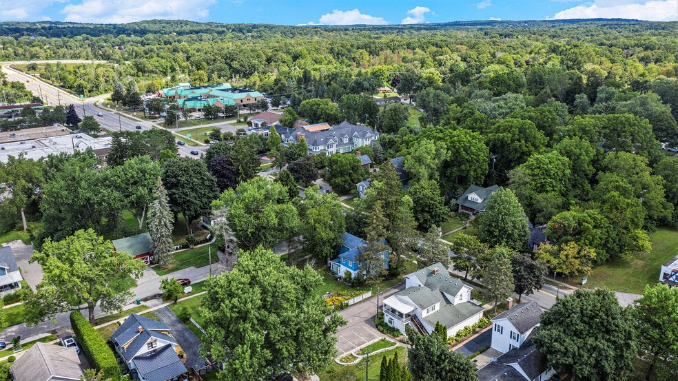 More Photos Of 155 N Main St, Village of Clarkston Hospitality For Sale