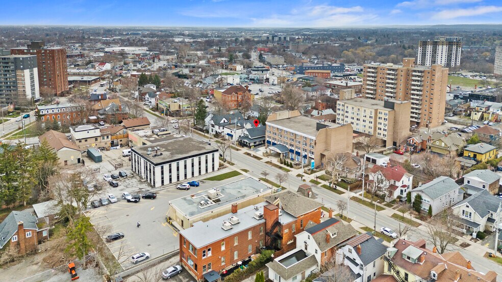 More Photos Of 196 King St, St Catharines Office For Sale