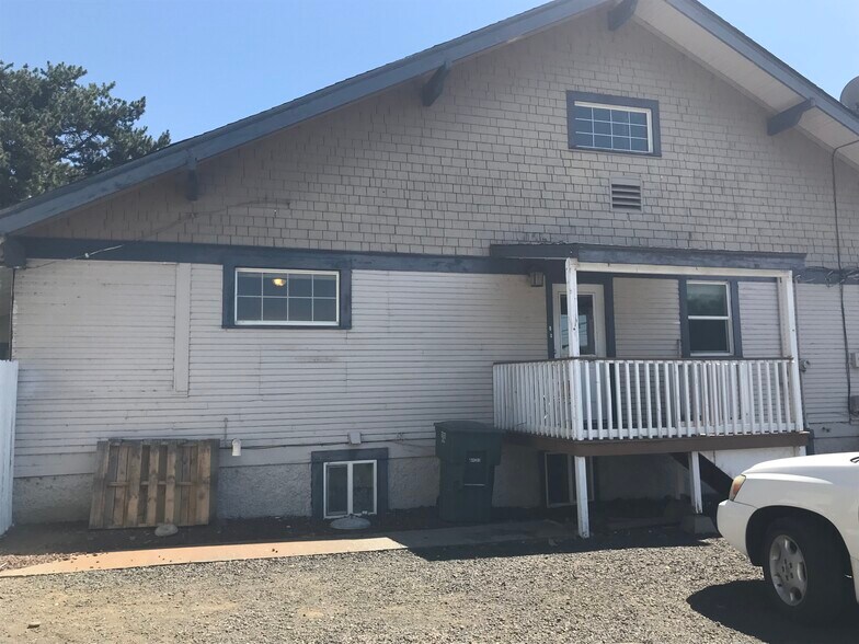 More Photos Of 615 SW Court Ave, Pendleton Office Residential For Sale