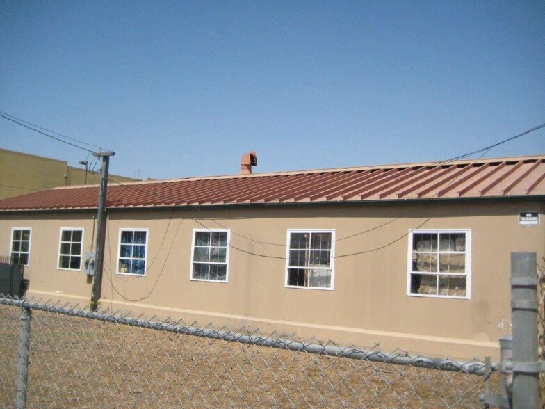 More Photos Of 2487-2489 Alvarado St, Oxnard Warehouse For Lease