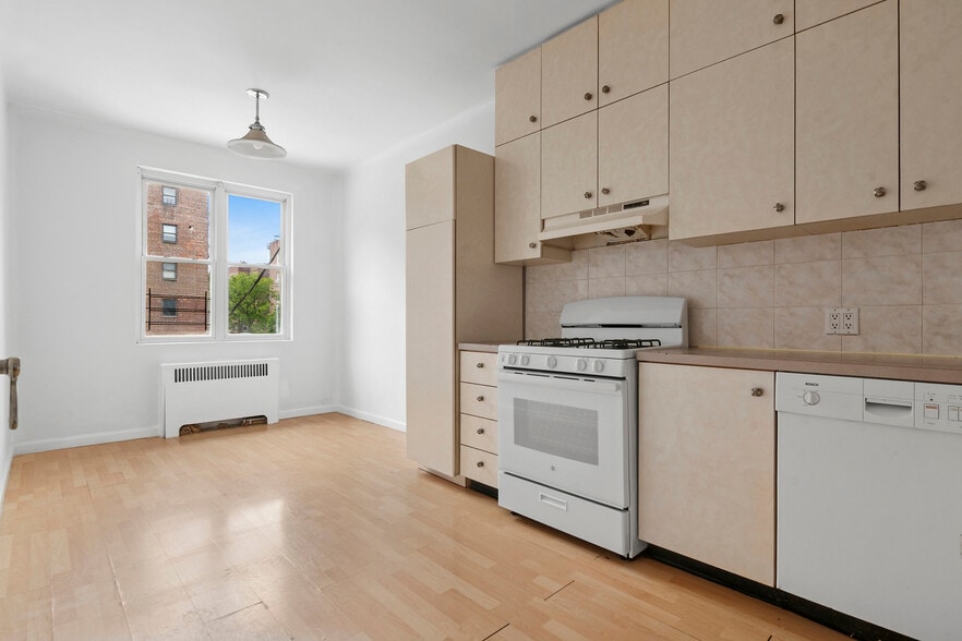 More Photos Of 64-03 102nd st, Queens Apartments For Sale