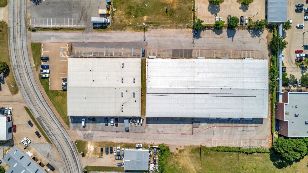 More Photos Of 801 Secretary Dr, Arlington Warehouse For Lease