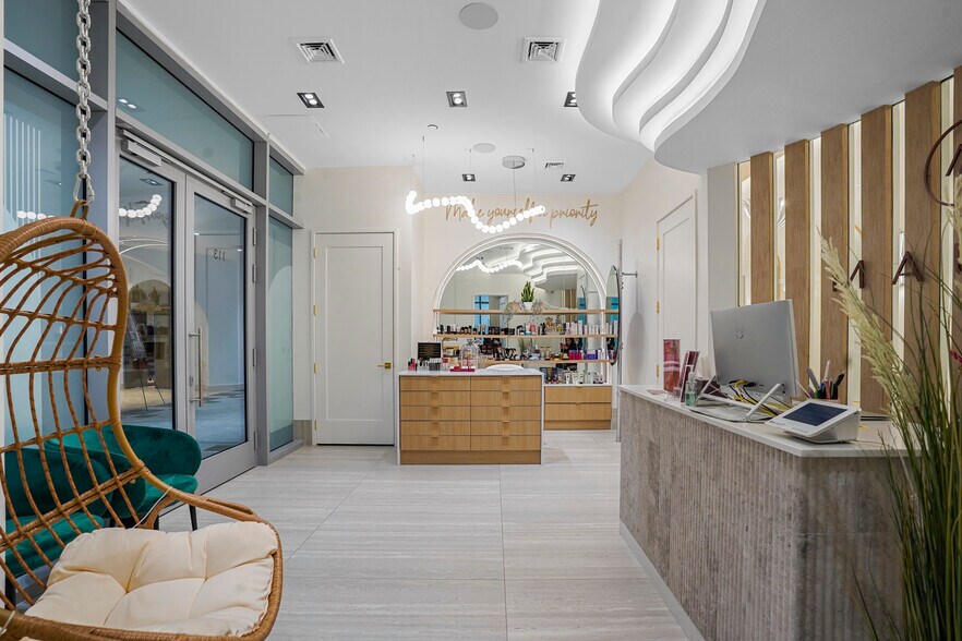 More Photos Of 347 Flushing Ave, Brooklyn Office For Lease