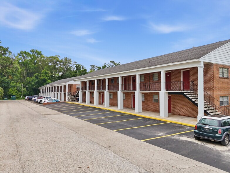More Photos Of 781 SE Church St, Lake City Apartments For Sale