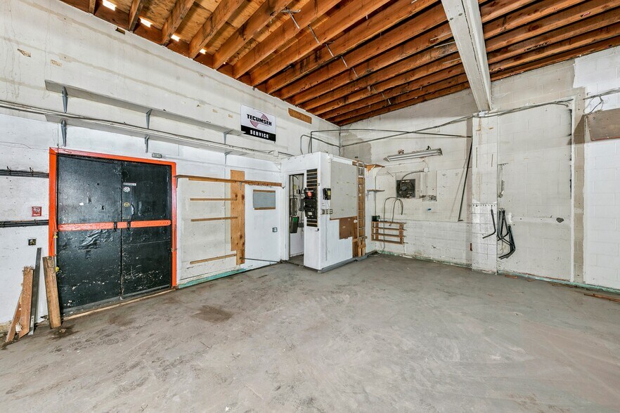 More Photos Of 1050 Fremont Ave, South Lake Tahoe Freestanding For Sale