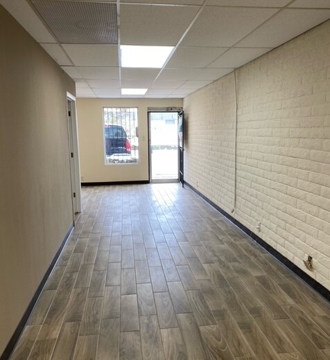 More Photos Of 7618 Boeing Dr, El Paso Office For Lease