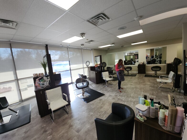 More Photos Of 5827 S Gallup St, Littleton Freestanding For Sale