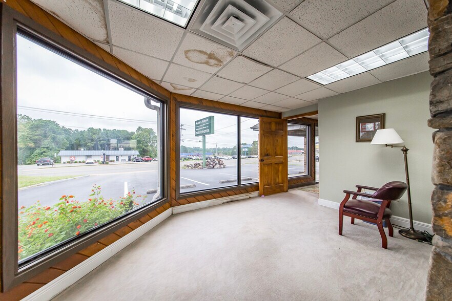 More Photos Of 2911 Pine St, Arkadelphia Medical For Sale