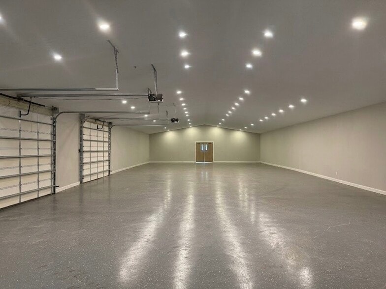 More Photos Of 8635 W Goodman Ln, Homosassa Industrial For Lease