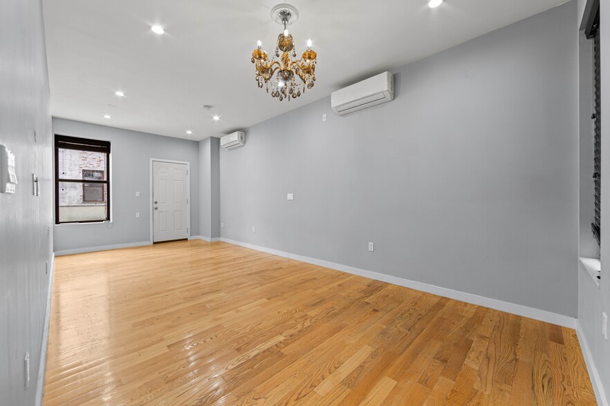 More Photos Of 174 Avenue S, Brooklyn General Retail For Sale
