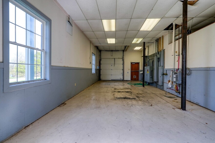 More Photos Of 2 Brewery Ln, Elverson Distribution For Lease
