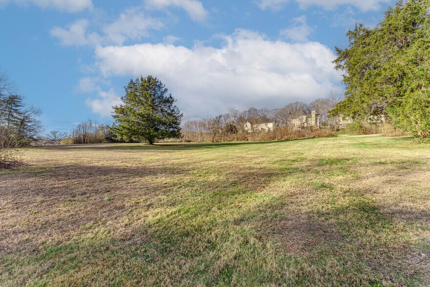 More Photos Of 1445 Ebenezer Rd, Knoxville Land For Sale