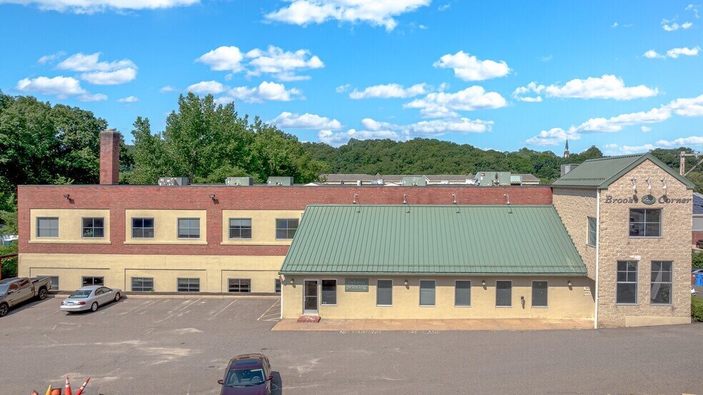 Primary Photo Of 25 Brook St, Shelton Manufacturing For Lease