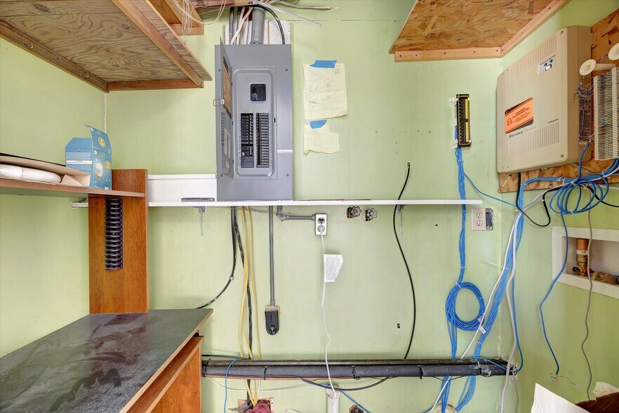 More Photos Of 714 W Kirkwood Ave, Bloomington Office Residential For Sale