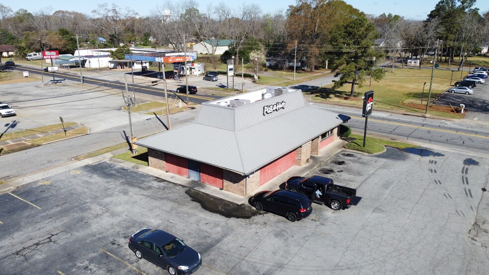More Photos Of 313 Vineville St, Fort Valley Restaurant For Lease