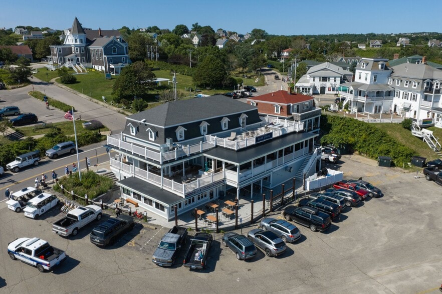 More Photos Of 212 Water St, Block Island Storefront For Sale