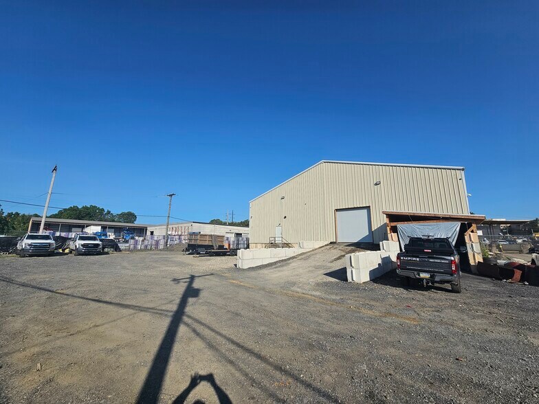 More Photos Of 808 N Ellsworth St, Allentown Warehouse For Sale