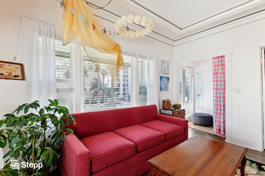 More Photos Of 1325-1331 E Ocean Blvd, Long Beach Apartments For Sale