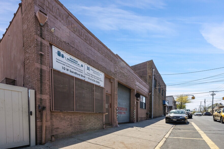 Primary Photo Of 10 W Sandford Blvd, Mount Vernon Manufacturing For Sale