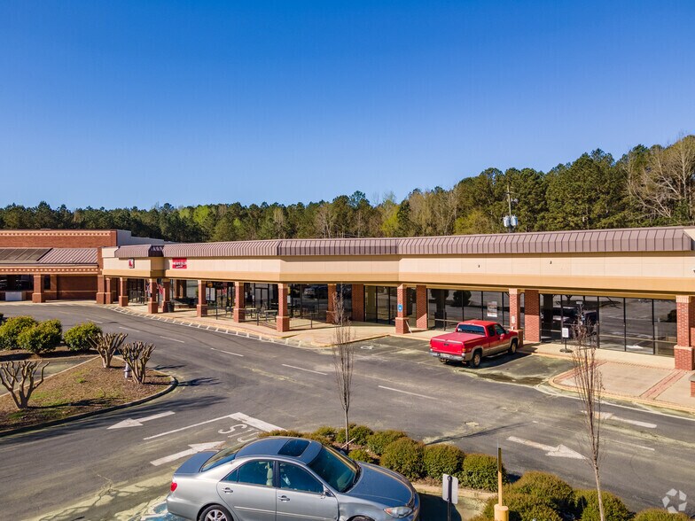 More Photos Of 7121 Turner Lake Cir SW, Covington Supermarket For Sale