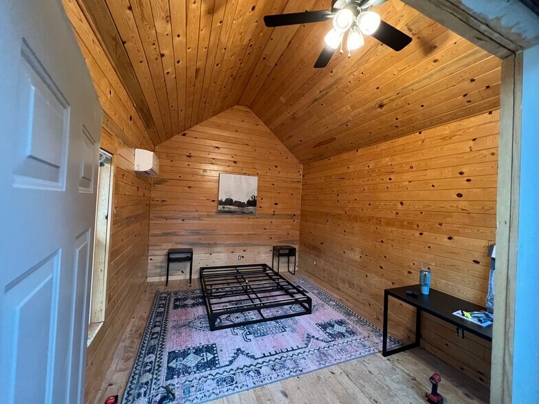 More Photos Of 348 S Main St, Monticello Trailer Camper Park For Sale