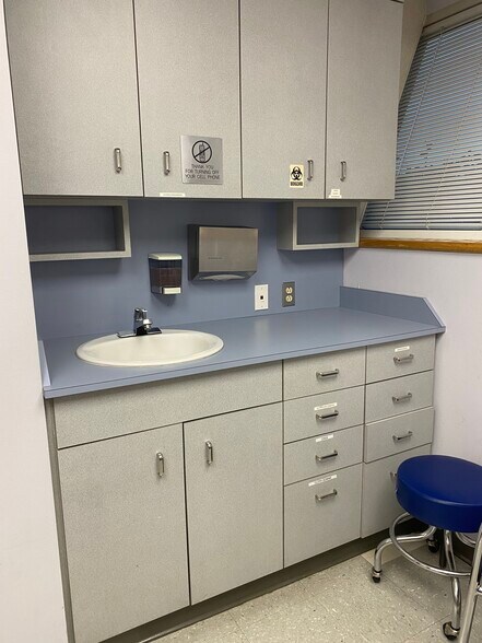 More Photos Of 109 US Highway 46, Denville Medical For Lease