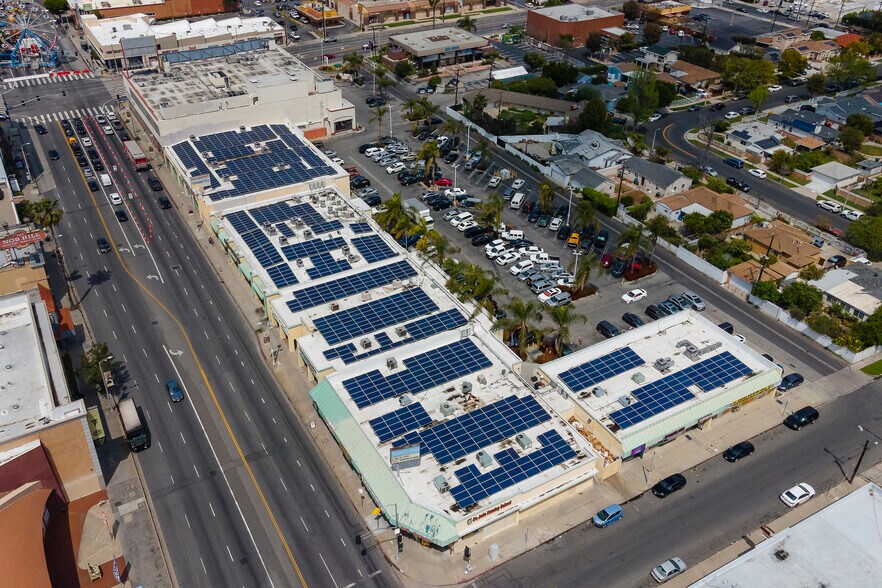 More Photos Of 8200-8252 Van Nuys Blvd, Panorama City Unknown For Lease