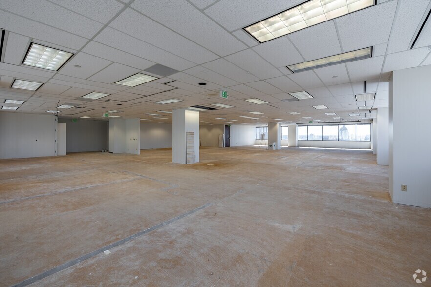 More Photos Of 216 16th St, Denver Office For Sale
