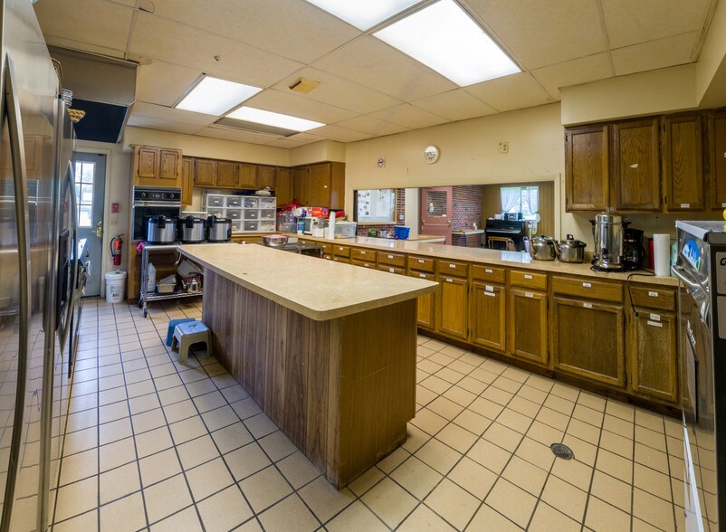 More Photos Of 1274 Penfield Center Rd, Penfield Religious Facility For Sale
