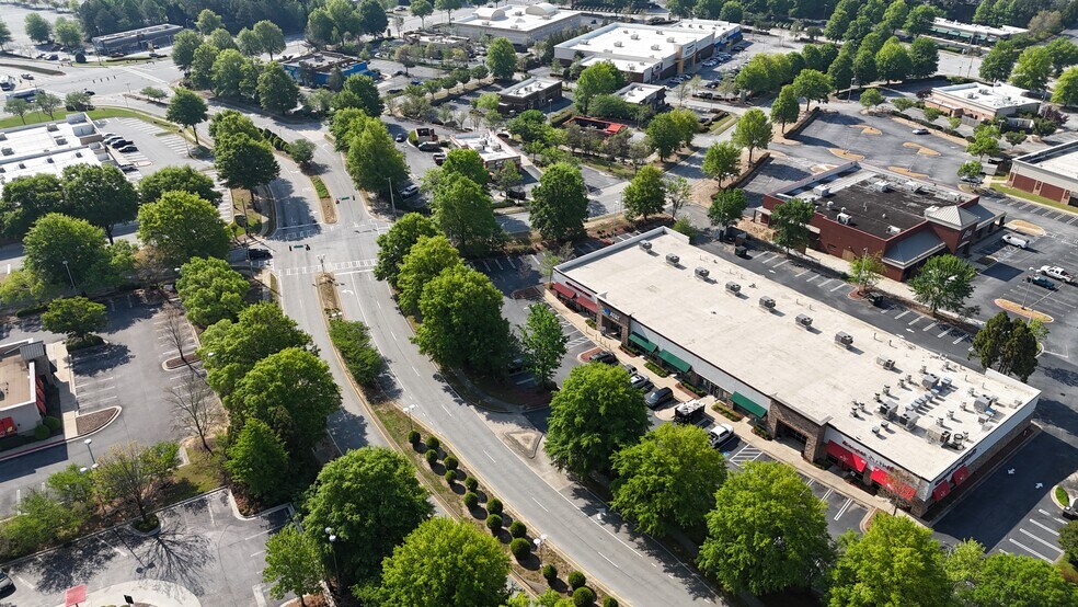 More Photos Of 7105 Stonecrest Pky, Lithonia Unknown For Lease