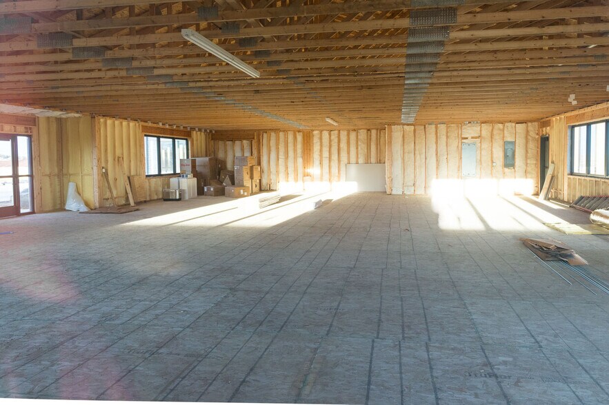 More Photos Of 5980 Enterprise Dr, Casper Office For Lease